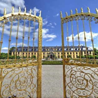 Grosser Garten Goldenes Torc Hassan Mahramzadeh 